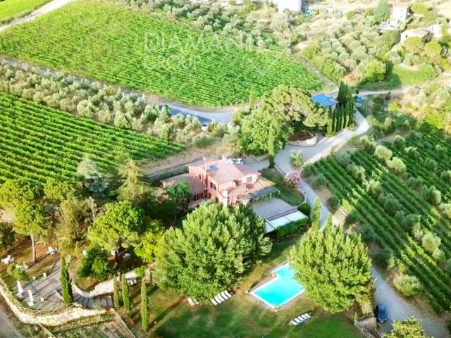 Rustico in vendita a Castelnuovo Berardenga, Toscana