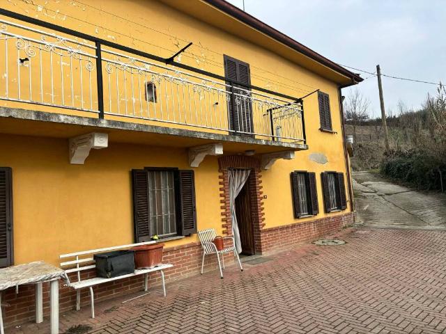 Rustico in vendita a Piemonte, Asti