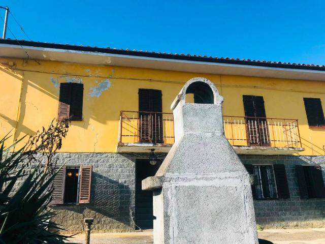 Rustico in vendita a Piemonte, Asti