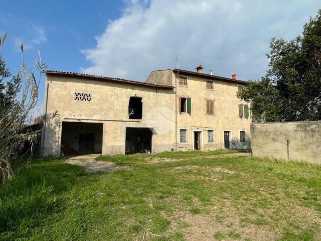 Rustico in vendita a Castelnuovo Del Garda, Veneto