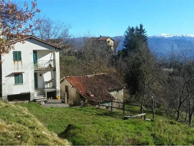 Rustico in vendita a Cerretoli, Castelnuovo di Garfagnana