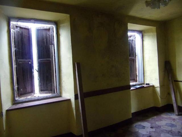 Rustico in vendita a Cerretoli, Castelnuovo di Garfagnana