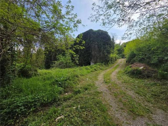 Rustico in vendita a Castelnuovo di Garfagnana, Lucca