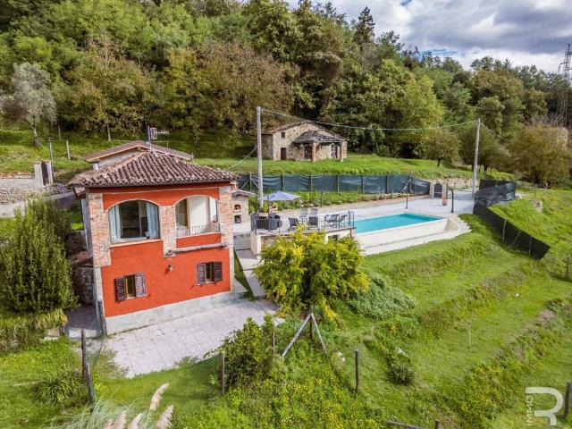 Rustico in vendita a Unione Comuni Garfagnana, Castelnuovo Di Garfagnana