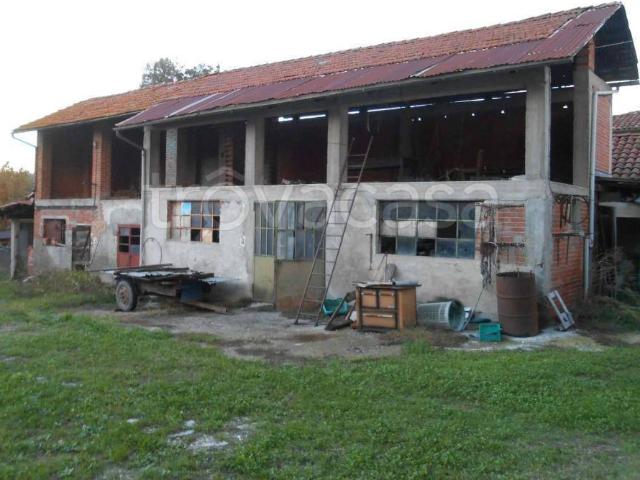 Rustico in vendita a Piemonte, Asti