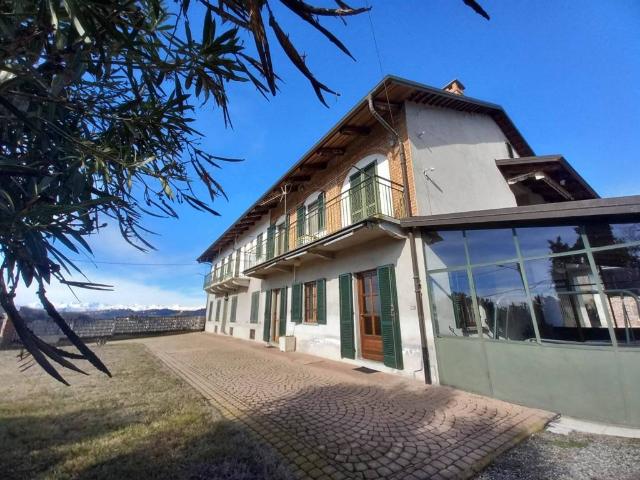 Rustico in vendita a Piemonte, Asti