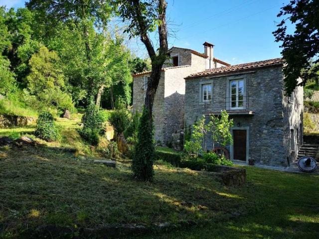 Rustico in vendita a Cerreta, Castelnuovo Magra