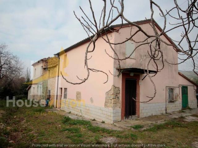 Rustico in vendita a Marche, Ancona