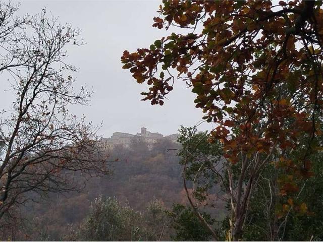 Rustico in vendita a Macine, Marche