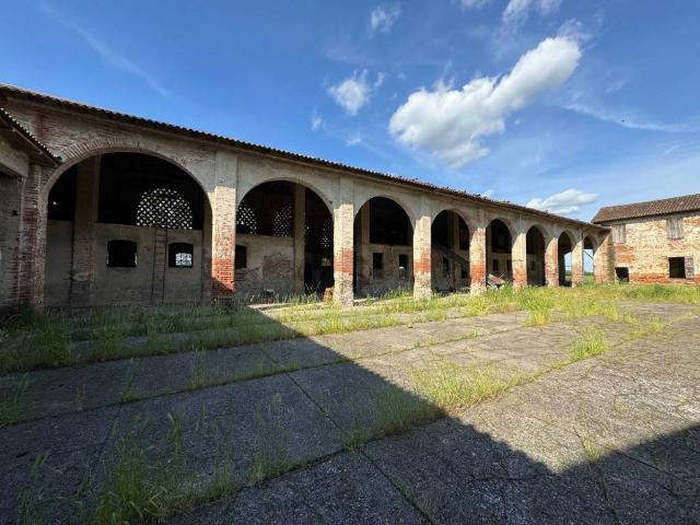Rustico in vendita a Castelverde, Lombardia