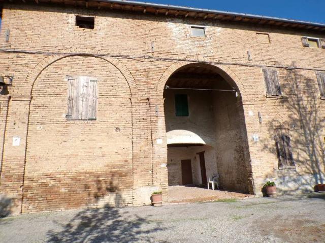 Rustico in vendita a Unione di comuni Terre di Castelli, Castelvetro Di Modena