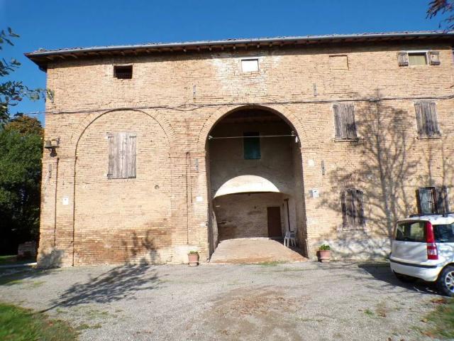Rustico in vendita a Unione di comuni Terre di Castelli, Castelvetro Di Modena