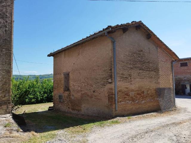 Rustico in vendita a Unione di comuni Terre di Castelli, Castelvetro Di Modena