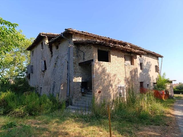 Rustico in vendita a Unione di comuni Terre di Castelli, Castelvetro Di Modena