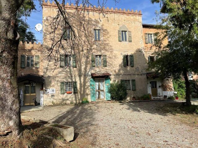 Rustico in vendita a Unione di comuni Terre di Castelli, Castelvetro Di Modena