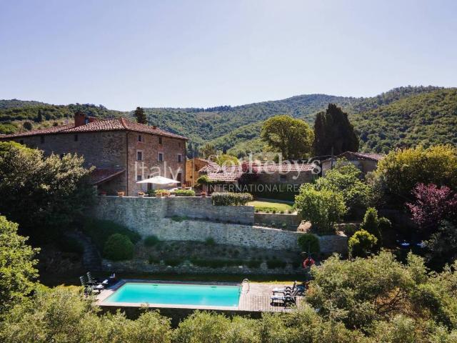 Rustico in vendita a Castiglion Fiorentino, Toscana