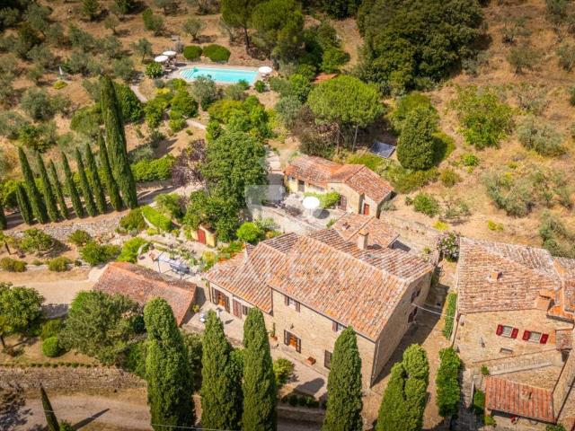 Rustico in vendita a Castiglion Fiorentino, Toscana