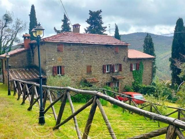 Rustico in vendita a Castiglion Fiorentino, Toscana