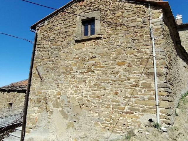 Rustico in vendita a Castiglion Fiorentino, Toscana