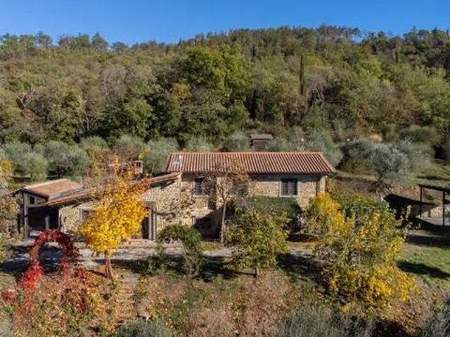 Rustico in vendita a Castiglion Fiorentino, Toscana