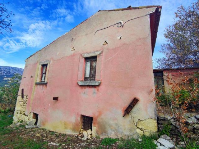 Rustico in vendita a Castiglione A Casauria, Abruzzo