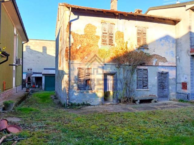 Rustico in vendita a Castiglione D'adda, Lombardia