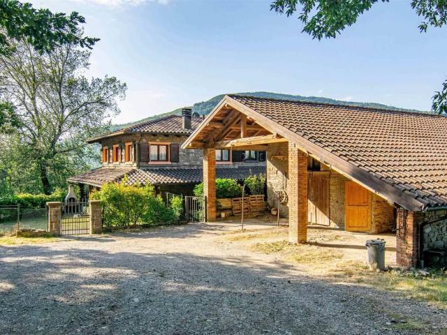 Rustico in vendita a Unione dell'Appennino Bolognese, Castiglione Dei Pepoli