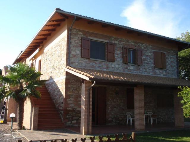 Rustico in vendita a Gioiella, Umbria
