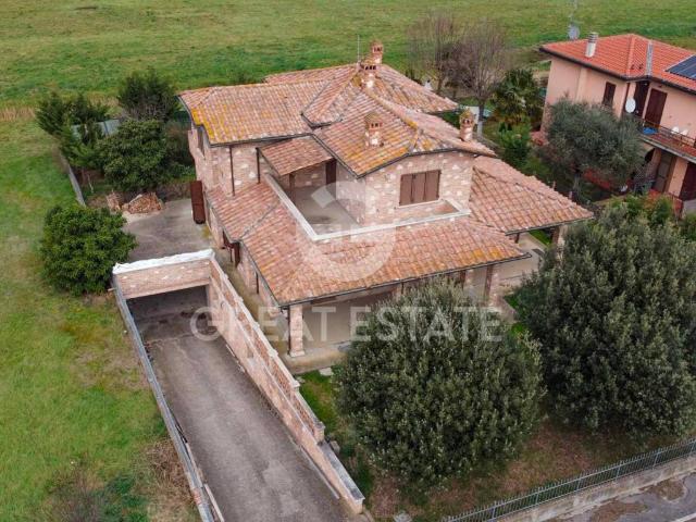 Rustico in vendita a Gioiella, Umbria