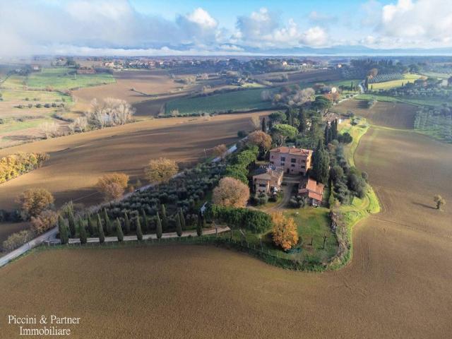 Rustico in vendita a Petrignano, Gioiella