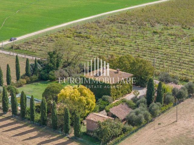 Rustico in vendita a Gioiella, Umbria