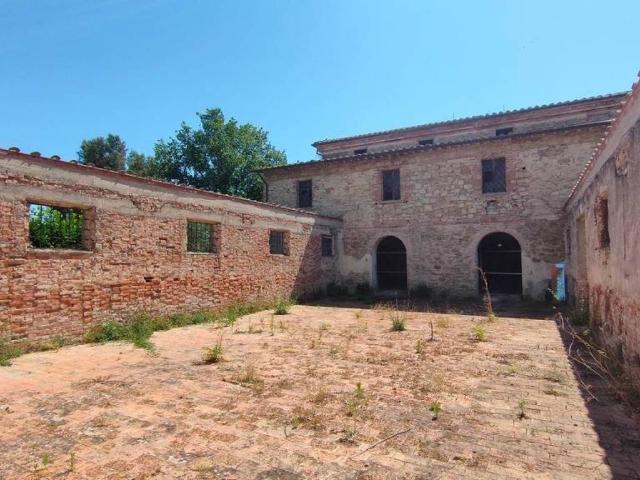 Rustico in vendita a Macchie, Castiglione del Lago