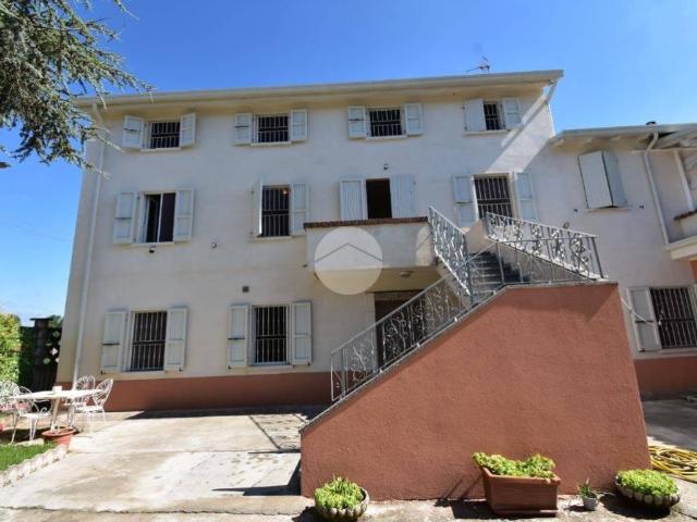 Rustico in vendita a Castiglione Delle Stiviere, Lombardia