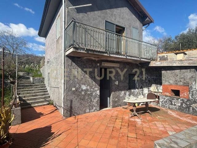 Rustico in vendita a Castiglione Di Sicilia, Sicilia