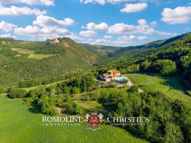 Rustico in vendita a Castiglione D'orcia, Toscana