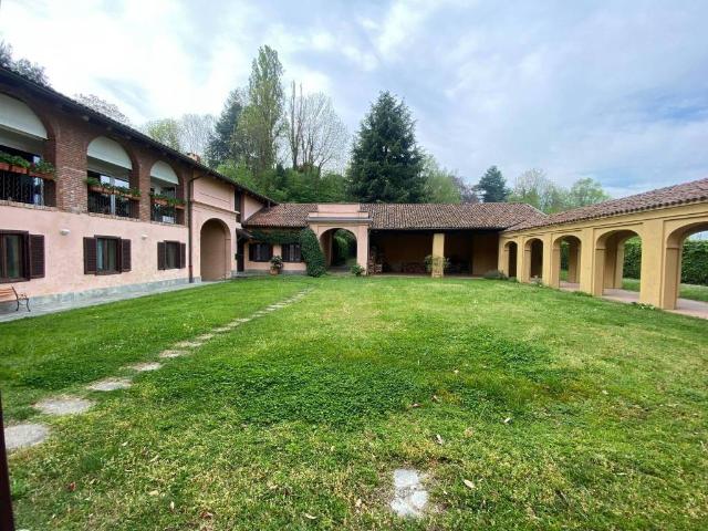 Rustico in vendita a Castiglione Torinese, Piemonte