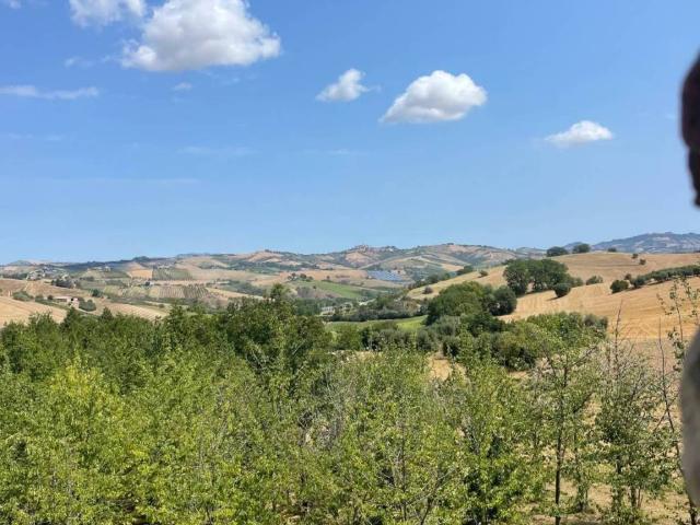 Rustico in vendita a Castignano, Ascoli Piceno