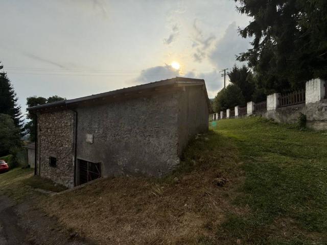 Rustico in vendita a Dorga, Castione Della Presolana