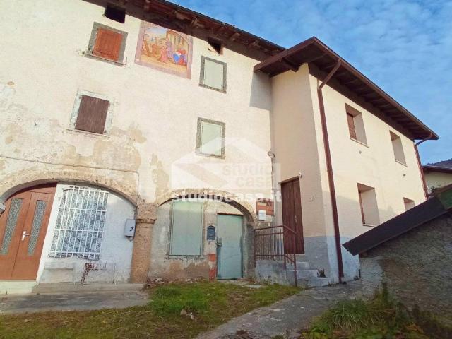 Rustico in vendita a Dorga, Castione Della Presolana