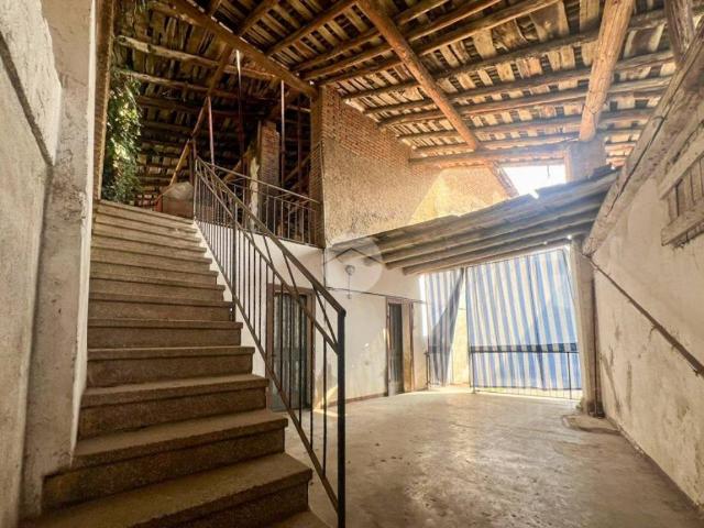 Rustico in vendita a Castrezzato, Lombardia