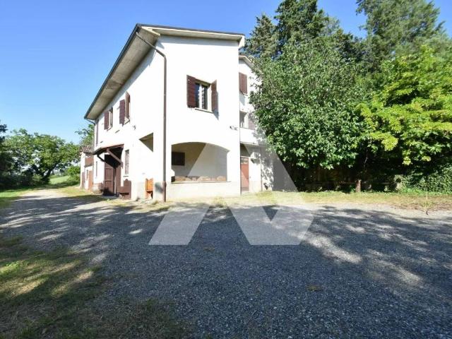Rustico in vendita a Unione di Comuni della Romagna Forlivese, Castrocaro Terme