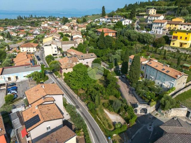Rustico in vendita a Cavaion Veronese, Veneto