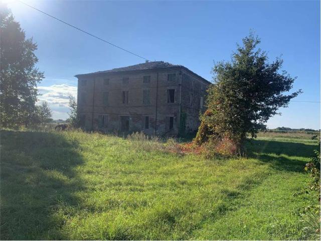 Rustico in vendita a Unione Comuni Modenesi Area Nord, Cavezzo