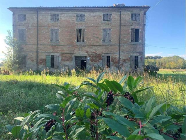 Rustico in vendita a Unione Comuni Modenesi Area Nord, Cavezzo