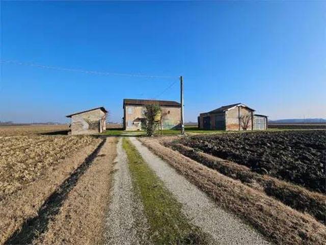 Rustico in vendita a Unione Comuni Modenesi Area Nord, Cavezzo