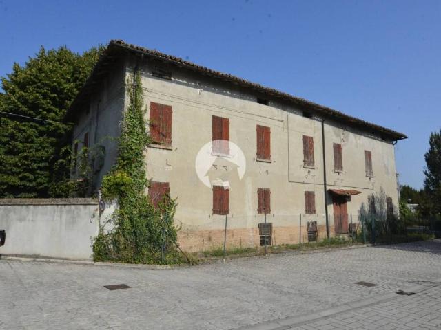 Rustico in vendita a Val d’Enza, Re
