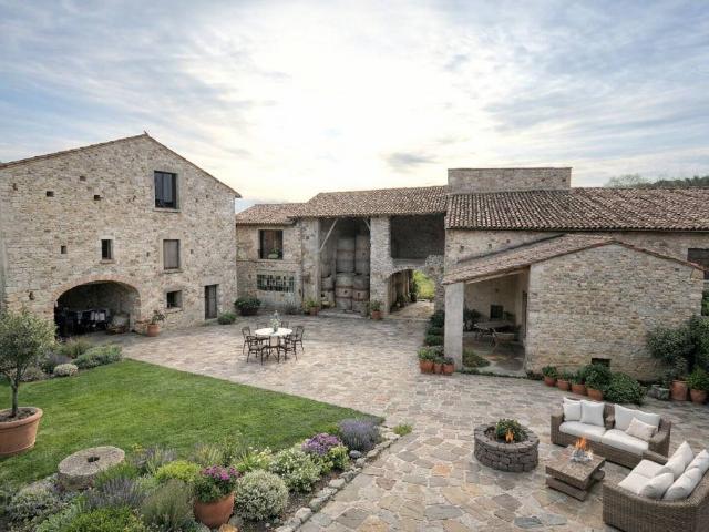 Rustico in vendita a Cavriana, Lombardia
