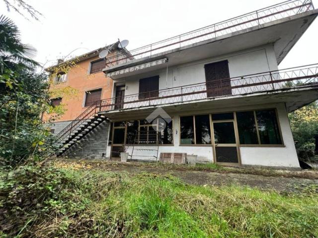 Rustico in vendita a Cazzago San Martino, Lombardia
