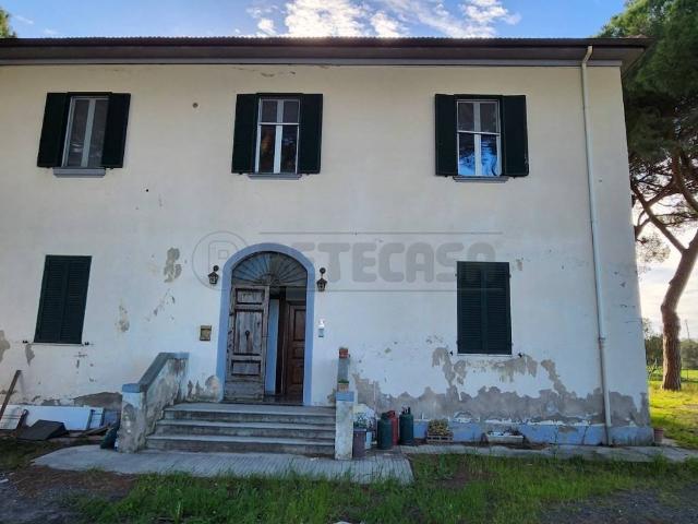 Rustico in vendita a Cecina, Toscana