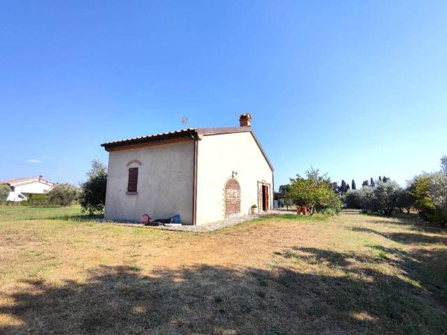 Rustico in vendita a Cecina, Toscana